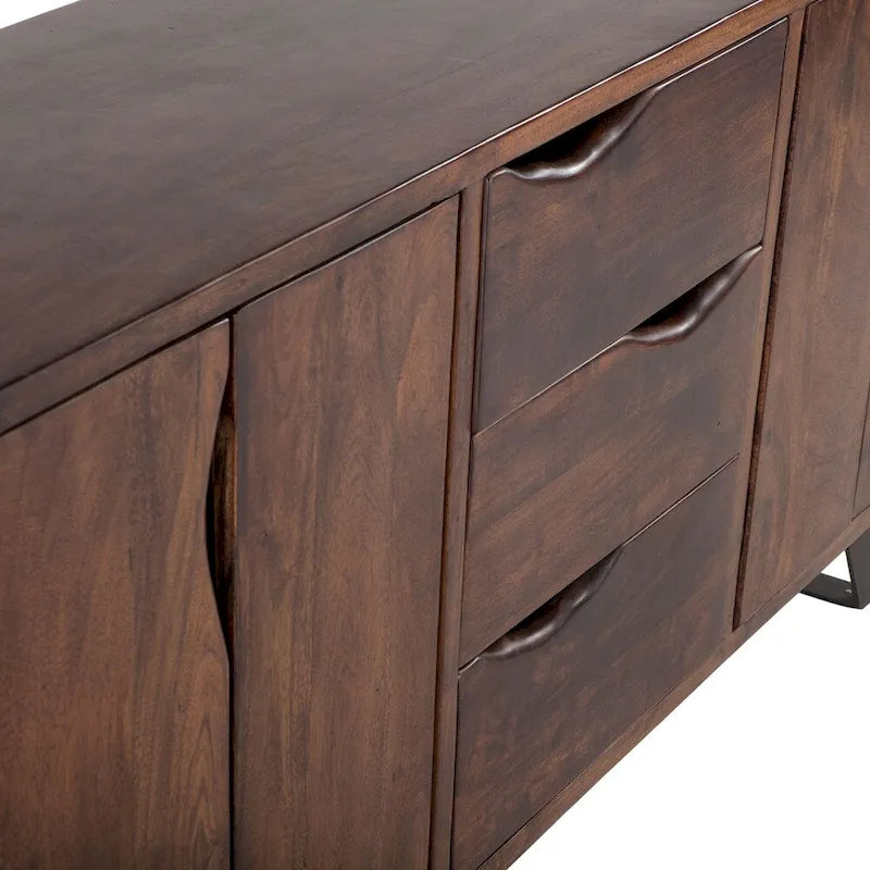 Credenza Nottingham da 68 pollici in legno di acacia con finitura noce